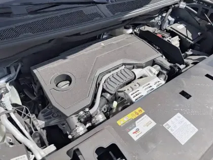 Photo 9 Peugeot 5008  Hybrid 145 ch e-DCS6
