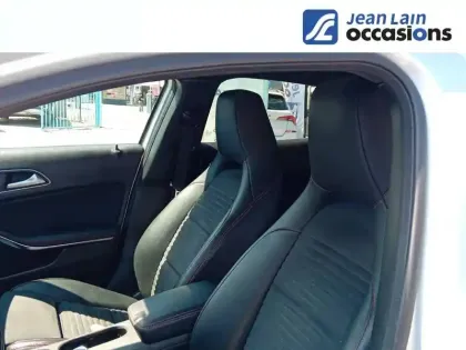 Photo 18 Mercedes GLA  250 7-G DCT 4-Matic