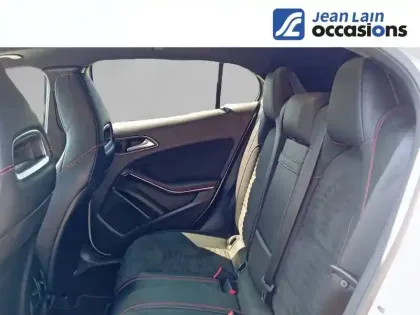 Photo 16 Mercedes GLA  250 7-G DCT 4-Matic