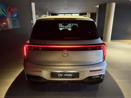 Photo 17 Mercedes GLB  200