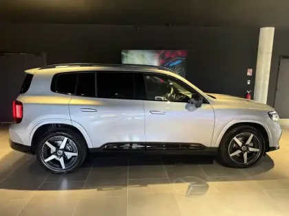 Photo 15 Mercedes GLB  200