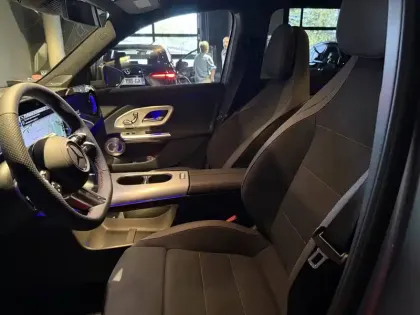 Photo 14 Mercedes GLB  200