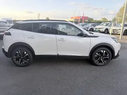 Photo 7 Peugeot 2008  PureTech 130 S&S EAT8