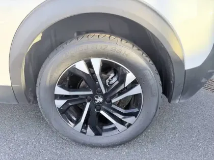 Photo 40 Peugeot 2008  PureTech 130 S&S EAT8
