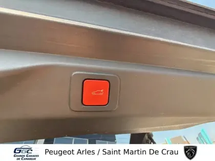 Photo 27 Peugeot 3008  Hybrid 136 e-DCS6