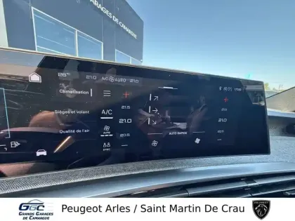 Photo 21 Peugeot 3008  Hybrid 136 e-DCS6