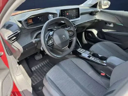 Photo 15 Peugeot 208  Electrique 50 kWh 136ch