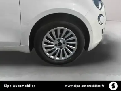 Photo 8 Fiat 500  e 95 ch