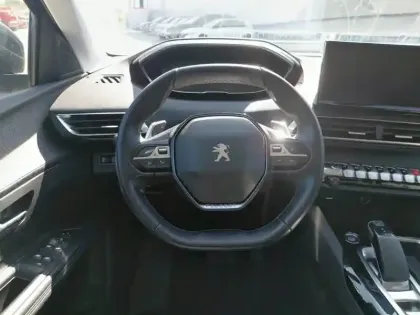 Photo 8 Peugeot 3008  Hybrid 225 e-EAT8