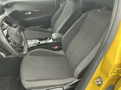 Photo 10 Peugeot 208  Electrique 50 kWh 136ch