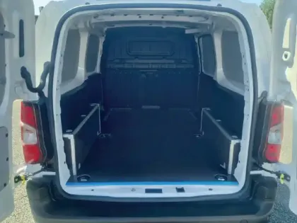 Photo 5 Peugeot Partner  FOURGON XL 950 KG BLUEHDI 100 S&S BVM6