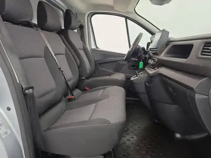 Photo 138 Renault Trafic  FG BLUE DCI 170 L1H1 2T8 AUTO