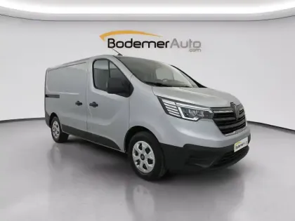 Photo 212 Renault Trafic  FG BLUE DCI 170 L1H1 2T8 AUTO