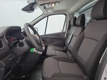 Photo 109 Renault Trafic  FG BLUE DCI 170 L1H1 2T8 AUTO