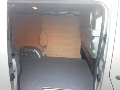 Photo 37 Renault Trafic  FG BLUE DCI 170 L1H1 2T8 AUTO