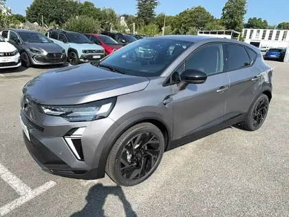 Photo 14 Renault Captur  E-Tech full hybrid 160 ch
