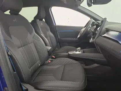 Photo 30 Renault Captur  E-Tech full hybrid 145 ch