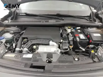 Photo 17 Peugeot 2008  PureTech 130 S&S EAT8