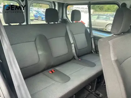 Photo 14 Renault Trafic  L2 dCi 150 Energy S&S EDC