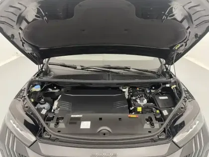 Photo 7 Peugeot 3008  Electrique 210 ch 73 kWh