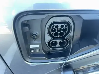 Photo 18 Renault Megane  E-Tech EV60 130ch super charge