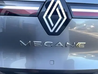 Photo 13 Renault Megane  E-Tech EV60 130ch super charge