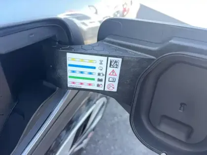 Photo 19 Renault Megane  E-Tech EV60 130ch super charge
