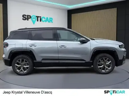 Photo 35 Jeep Compass  1.2 Turbo T3 145ch e-Hybrid First Edition BVR6