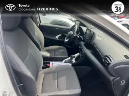 Photo 5 Toyota Yaris  116h Dynamic 5p MY22