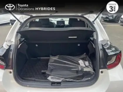 Photo 24 Toyota Yaris  116h Dynamic 5p MY22