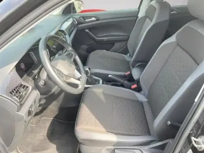 Photo 39 Volkswagen T-cross  1.0 TSI 110ch R-Line DSG7