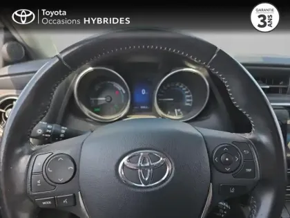 Photo 12 Toyota Auris  HSD 136h TechnoLine