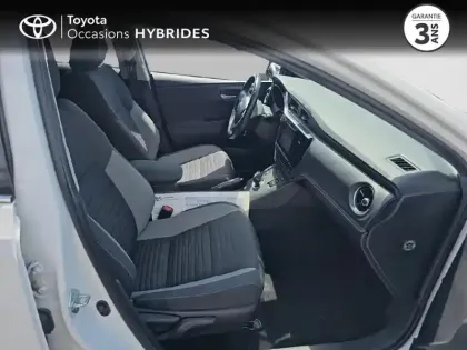 Photo 5 Toyota Auris  HSD 136h TechnoLine