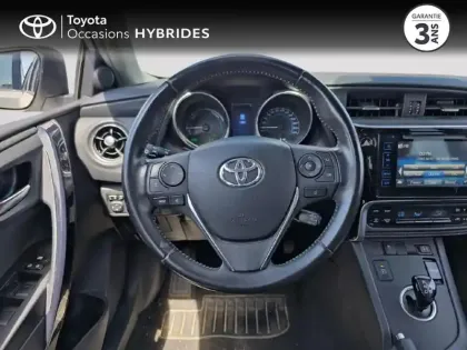Photo 23 Toyota Auris  HSD 136h TechnoLine