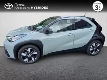 Photo 17 Toyota Aygo X  116h Graphic