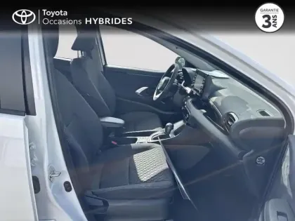 Photo 5 Toyota Yaris  116h Dynamic 5p MY22