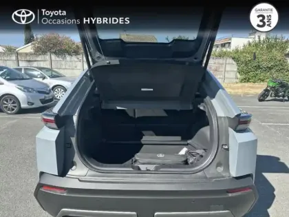 Photo 9 Toyota C-HR + 224ch 77kWh Design Grande Autonomie