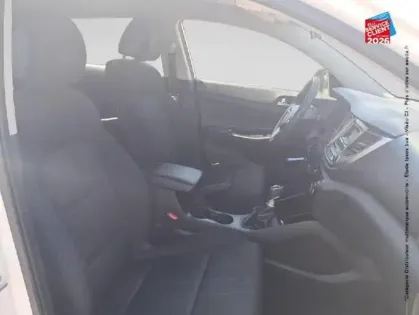 Photo 19 Hyundai Tucson  1.6 GDI 132ch Initia 2WD
