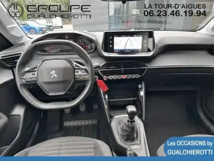 Photo 7 Peugeot 208  1.2 PureTech 100ch S&S Active Pack