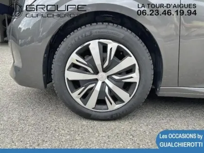 Photo 10 Peugeot 208  1.2 PureTech 100ch S&S Active Pack