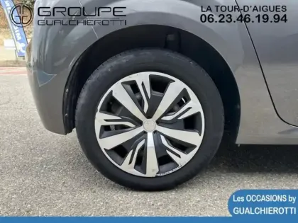 Photo 12 Peugeot 208  1.2 PureTech 100ch S&S Active Pack