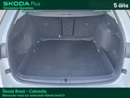 Photo 6 Skoda Octavia  Combi 1.5 TSI ACT Hybrid 116ch Selection DSG7