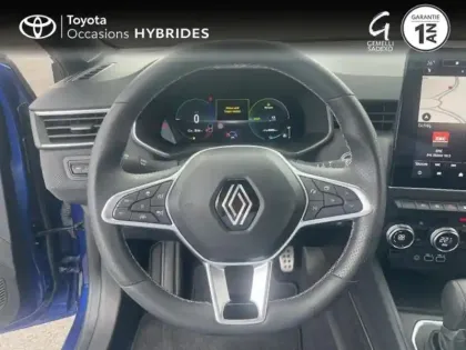 Photo 8 Renault Clio  1.6 E-Tech 145ch full hybrid esprit Alpine - 24