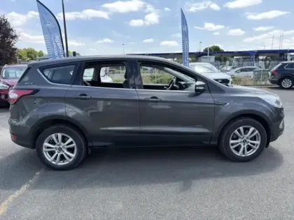 Photo 6 Ford Kuga  2.0 TDCi 150ch Stop&Start Titanium 4x4 Powershift