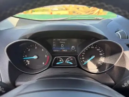 Photo 17 Ford Kuga  2.0 TDCi 150ch Stop&Start Titanium 4x4 Powershift