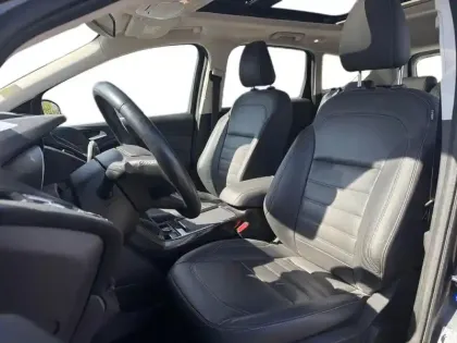 Photo 13 Ford Kuga  2.0 TDCi 150ch Stop&Start Titanium 4x4 Powershift