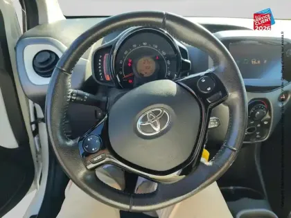 Photo 11 Toyota Aygo  1.0 VVT-i 72ch x-play 5p MY20