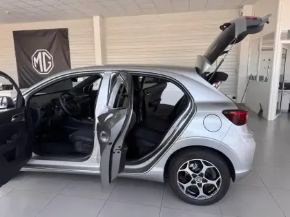 Photo 9 Mg Mg3  1.5 Hybrid+ 195ch Luxury