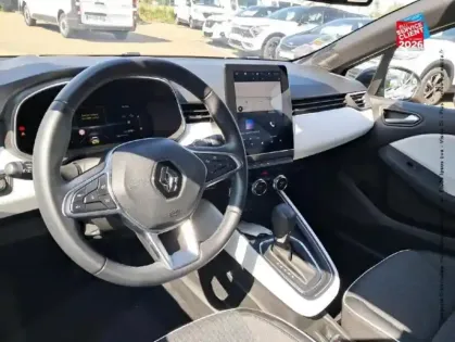 Photo 14 Renault Clio  1.6 E-Tech hybride 145ch Techno