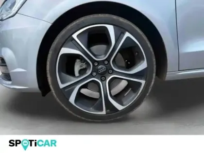 Photo 9 Audi A1  Sportback 1.4 TFSI 125ch Ambition Luxe S tronic 7